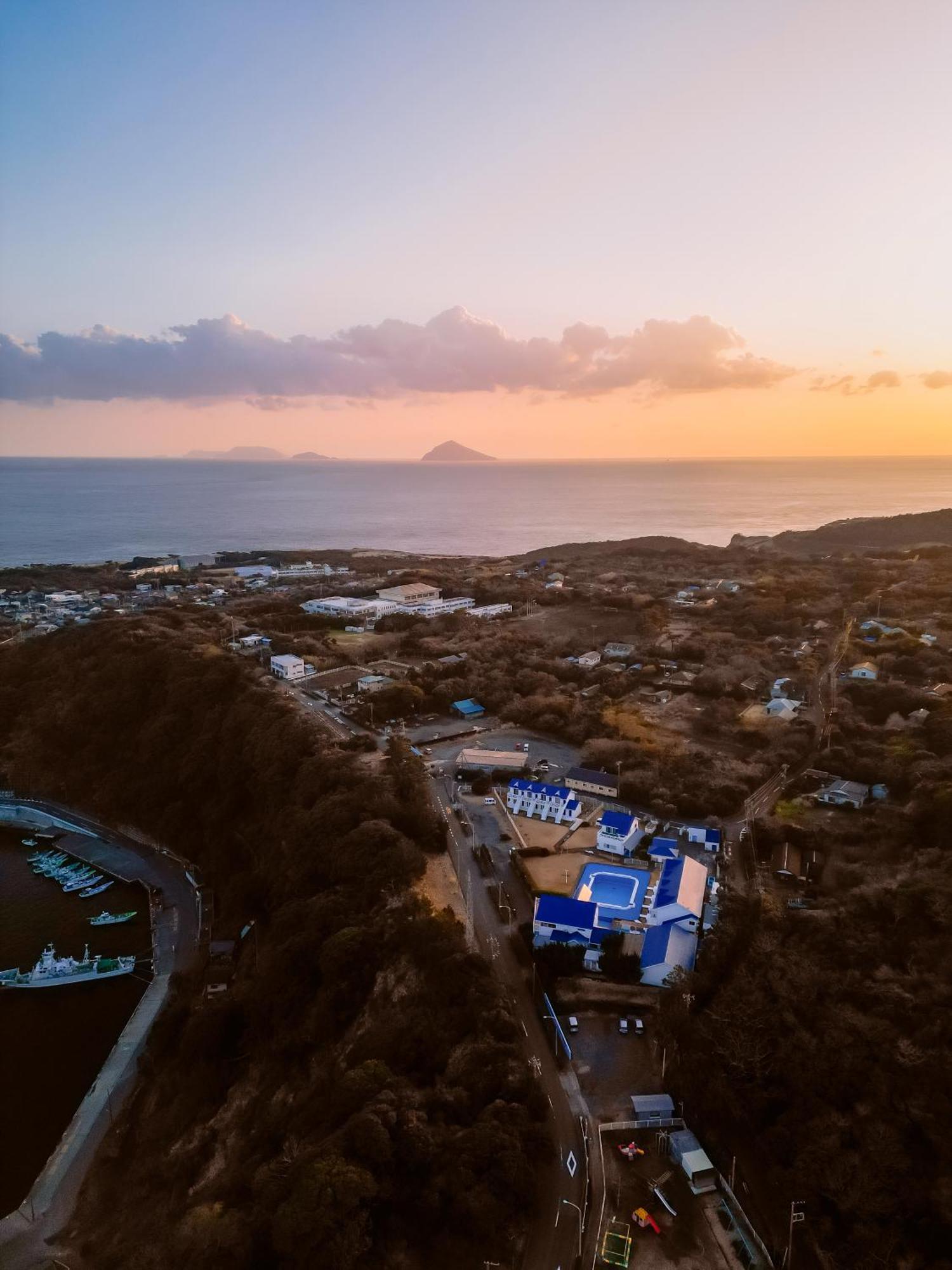 Hotel Kailani Oshima Buitenkant foto